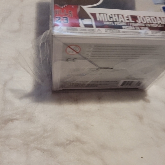 Funko Pop Basketball - Bulls - Michael Jordan (#54, New) - Picture 8 of 13